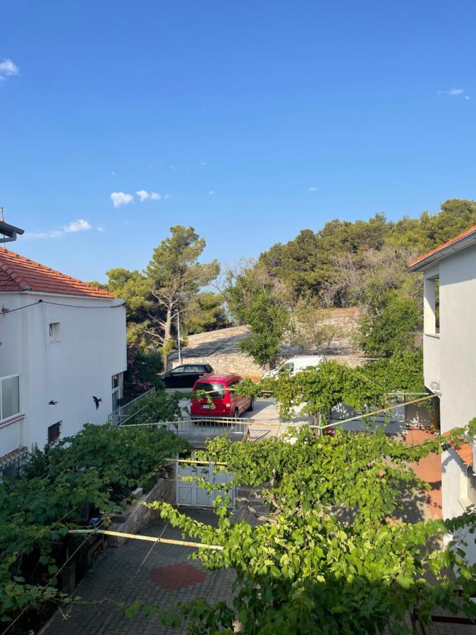 Apartmani Frane Трибунь Екстер'єр фото