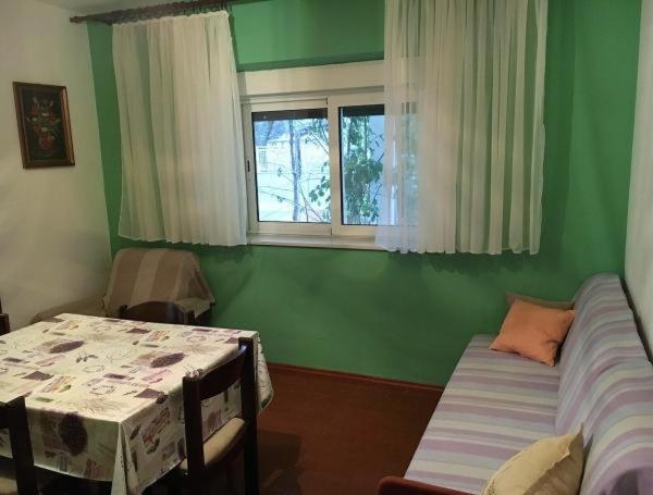 Apartmani Frane Трибунь Екстер'єр фото