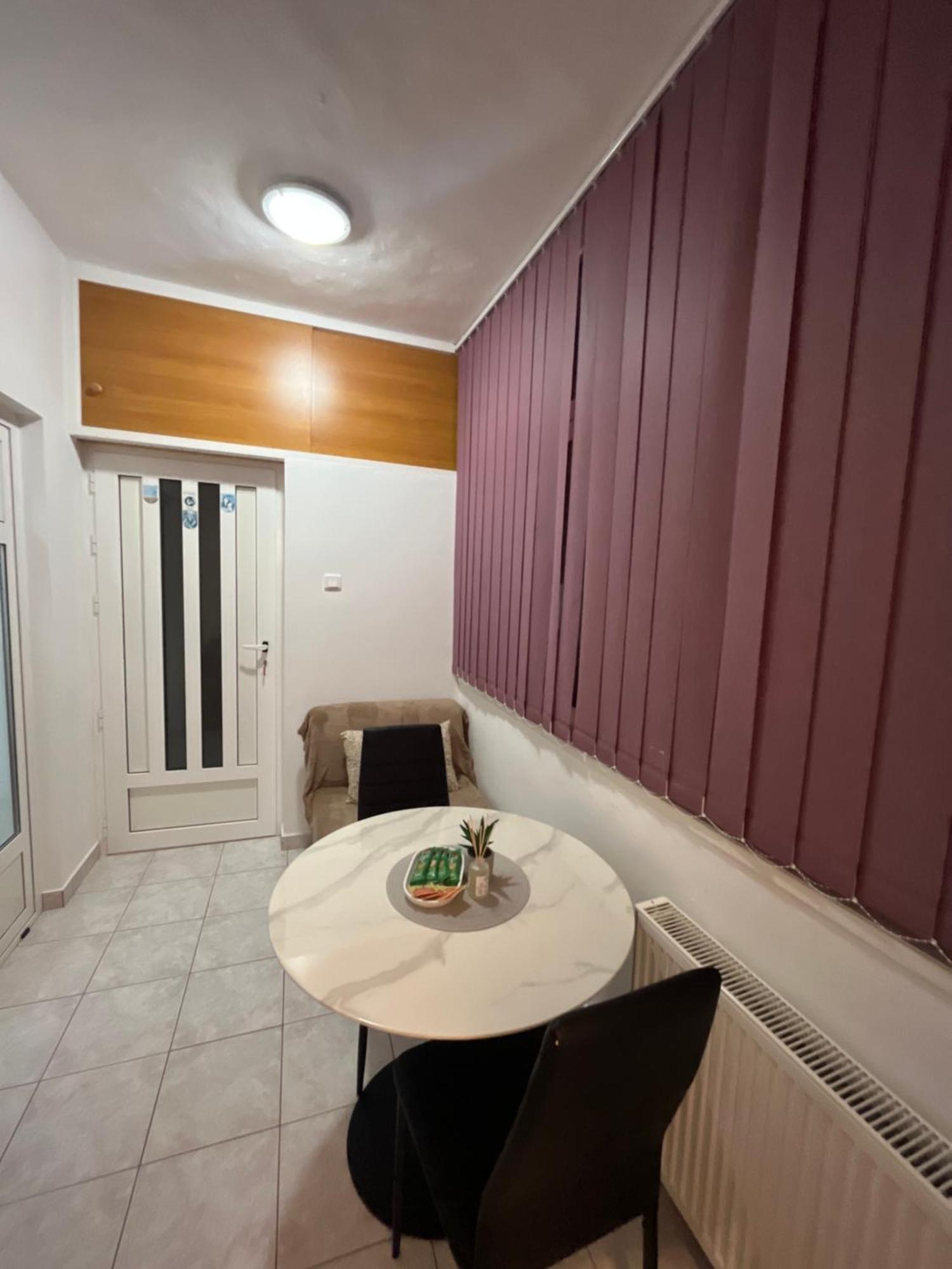 Apartmani Frane Трибунь Екстер'єр фото